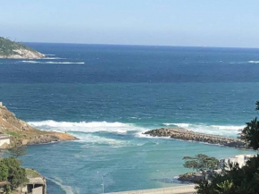 CASA DE LUXO NO JOA COM PISCINA E VISTA PRO MAR